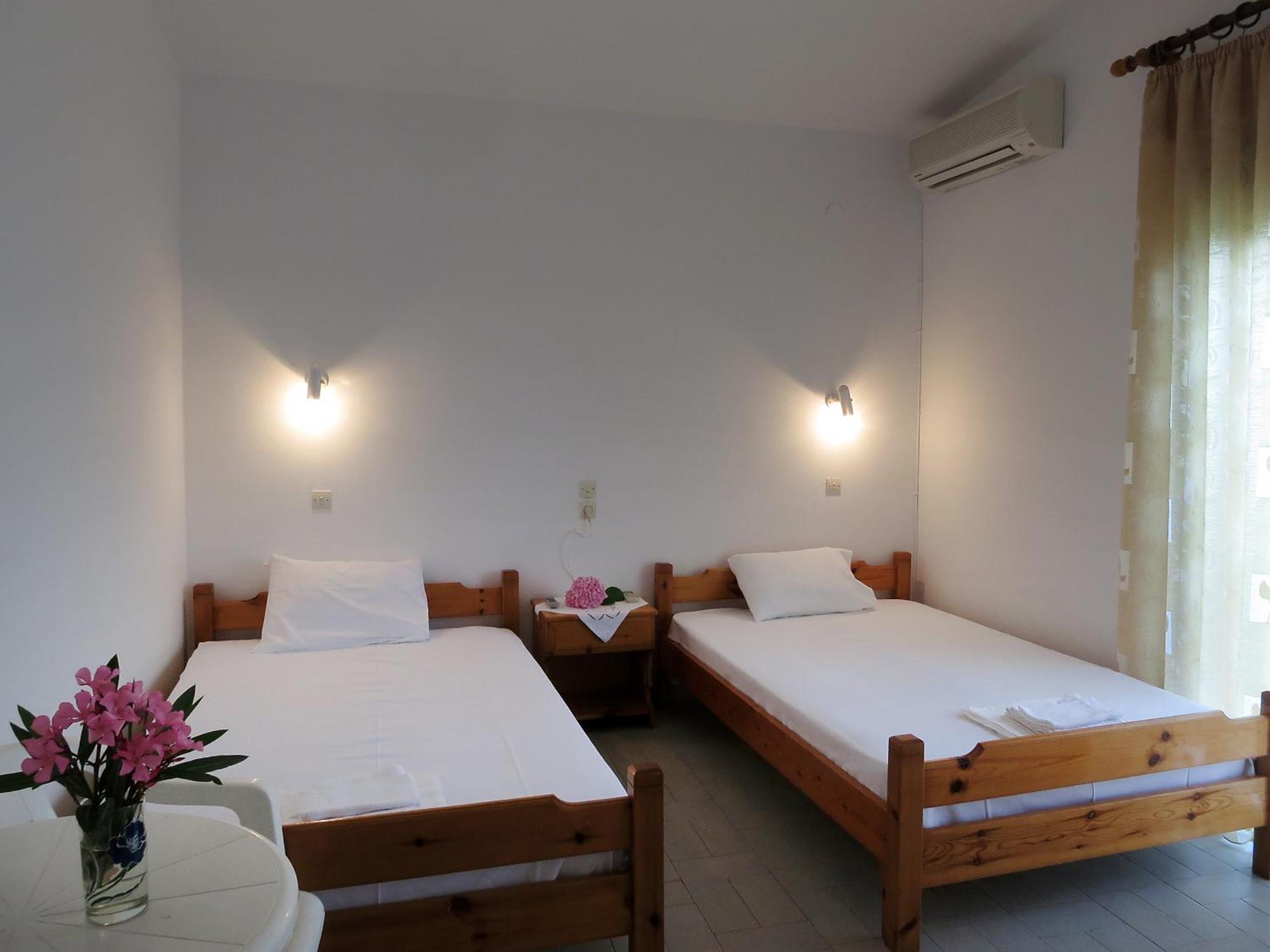 Thanasis Matsas Rooms Kamariotissa Екстер'єр фото