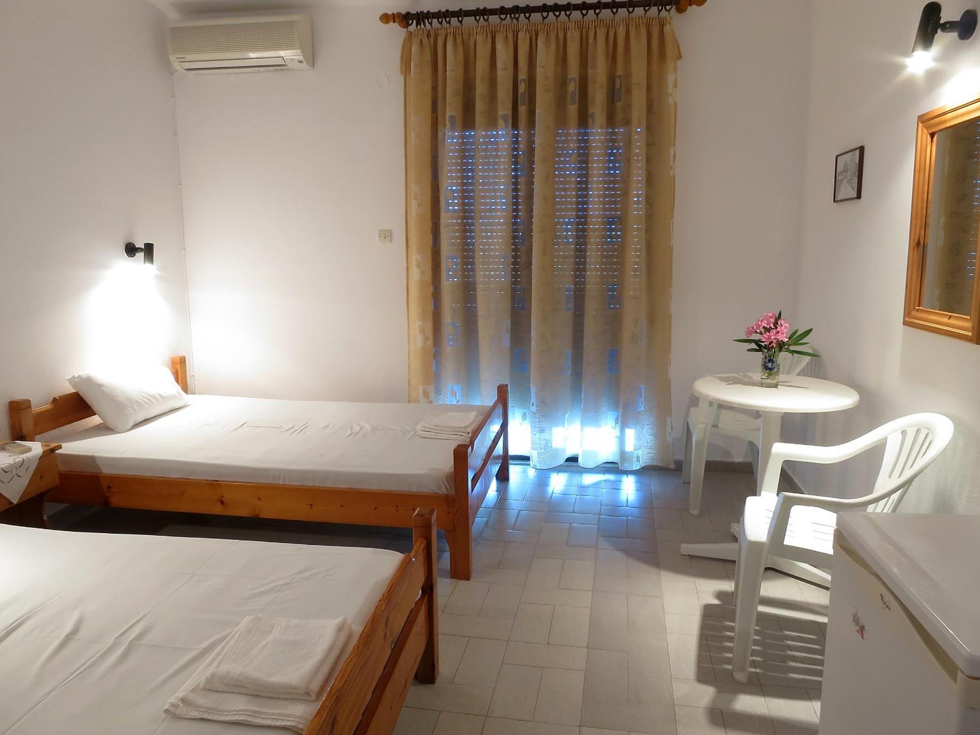 Thanasis Matsas Rooms Kamariotissa Екстер'єр фото